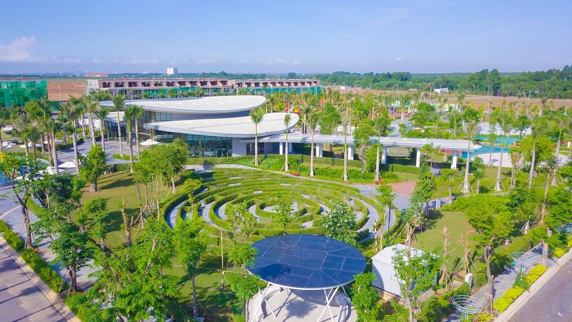 Không gian đô thị đa sắc màu ngày càng hoàn thiện tại Gem Sky World